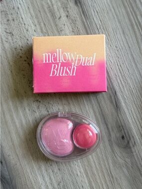 Fwee Mellow Dual Blush - Pink and Peach Duo